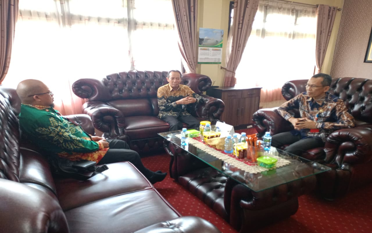 Penghujung 2025 Kakankemenag serta Asisten I dan Kesbangpol Matangkan Agenda Tutup Tahun